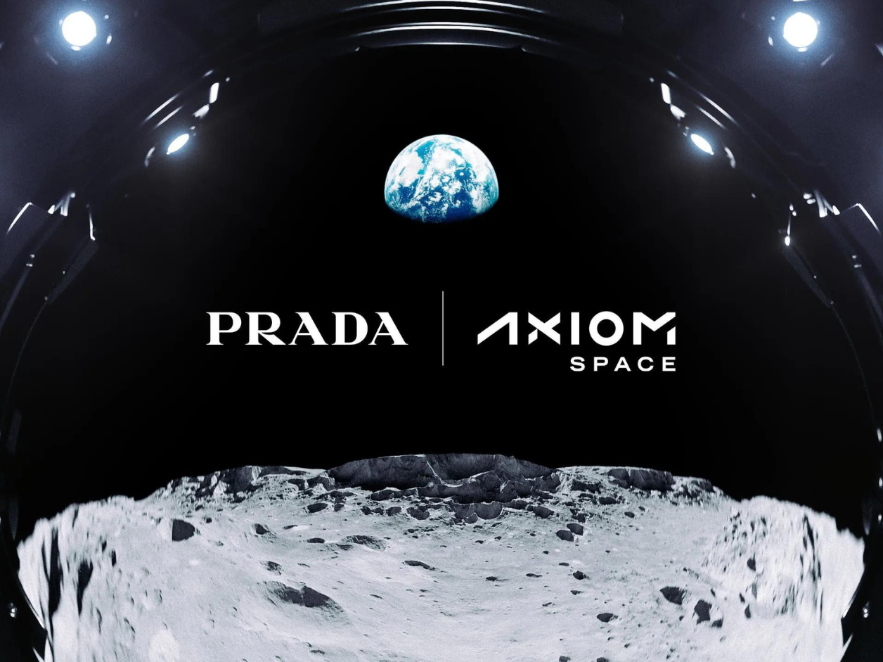 La luna veste Prada