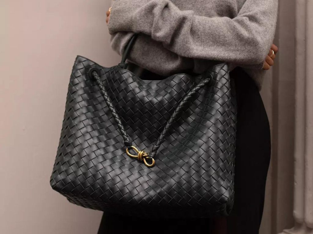 Come riconoscere una borsa Bottega Veneta autentica (aggiornato 2024)